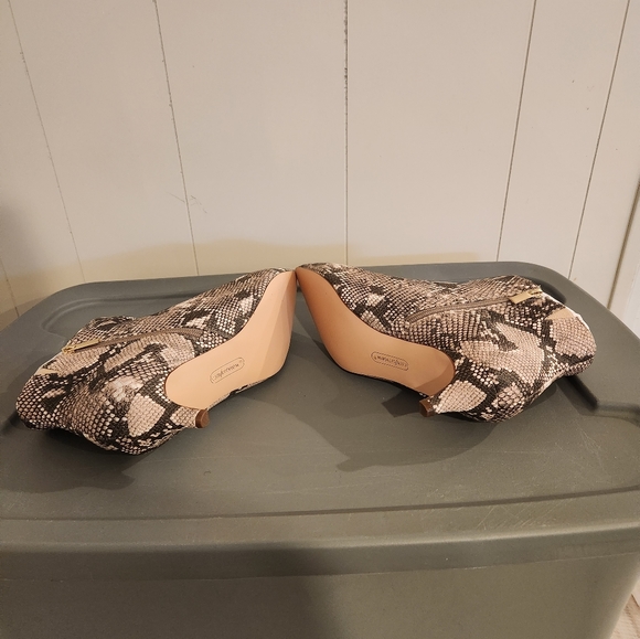 Snakeskin print booties - Picture 4 of 4
